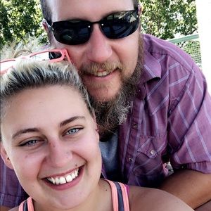 Meet your Posher, Lorrin